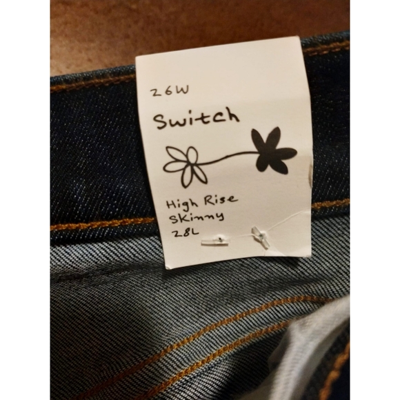 Aritzia Sunday Best Dark Jeans - Picture 5 of 7